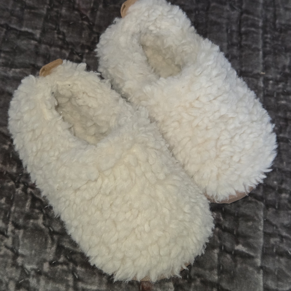 Faux Fur Toddler Slippers - Cream Size 7